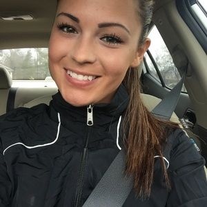 Meet your Posher, Jasmina